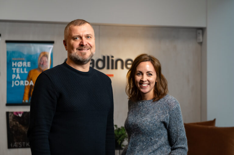 Bilde av Morten Stein, Salgssjef Bedrift Signal og Katrine Mevatne, Leder i Deadline avd. Bodø.
